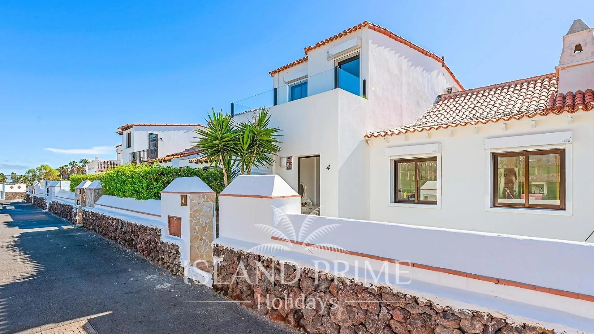 Family Villa In A Heated Pool Complex In Golf Del Sur Fv4 San Miguel de Abona